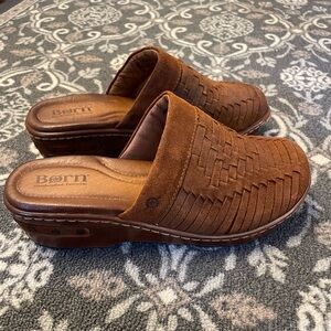 Born Womens Size 8 Yucatan Natural Full Grain Leather Slip On Clogs